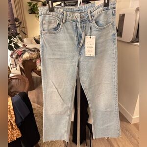 Zara light Blue Denim Jeans cropped new with tags size 8 (40)